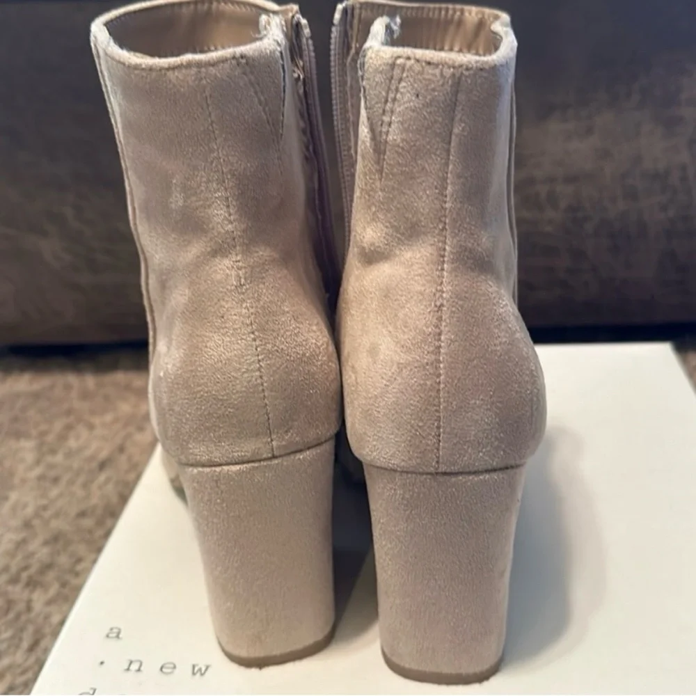 A New Day Cream Booties Size 7M - Picture 6 of 8